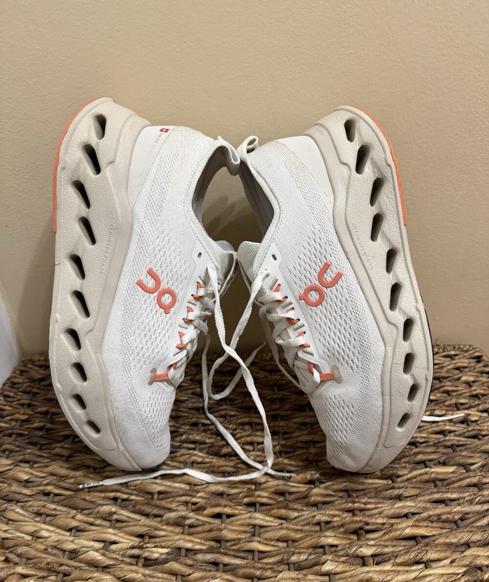 On Cloudsurfer Max Ivory Salmon W10 woman’s sneakers
